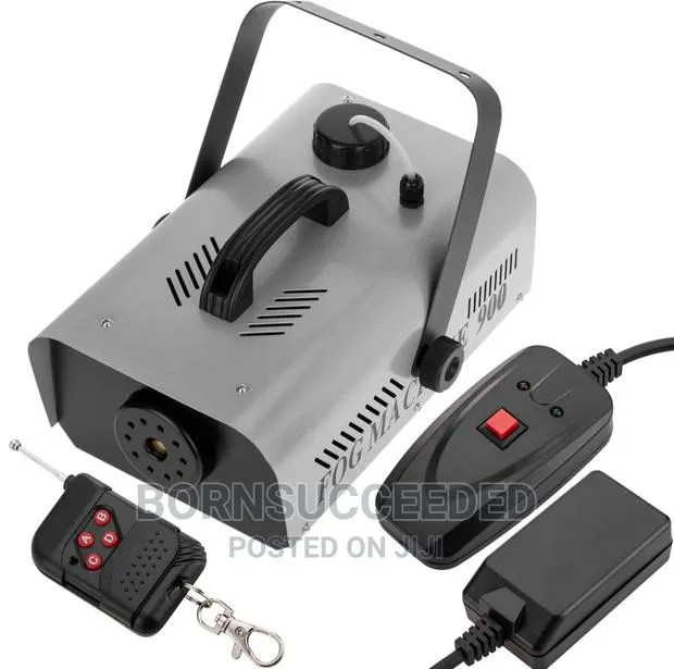 Fog Machine 900W 1L With Wireless Remote · Photo 1
