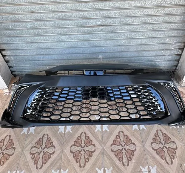 Toyota Camry 2025 2026 Front Bumper Complete · Photo 1