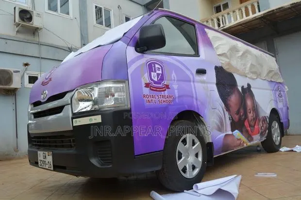 Car Branding and Crystals Plaque · Photo 1