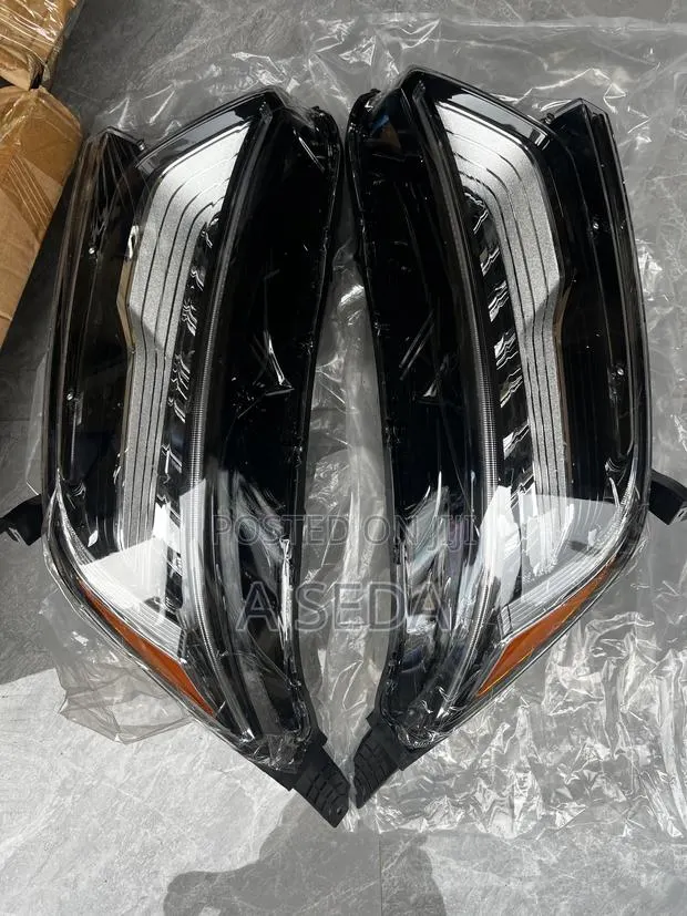 Honda CRV 2017 2018 2019 2020 2021 2022 Headlight Touring Call · Photo 1