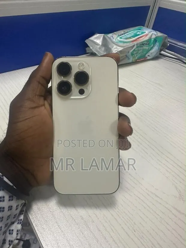 Apple iPhone 14 Pro 128 GB Rose Gold · Photo 1