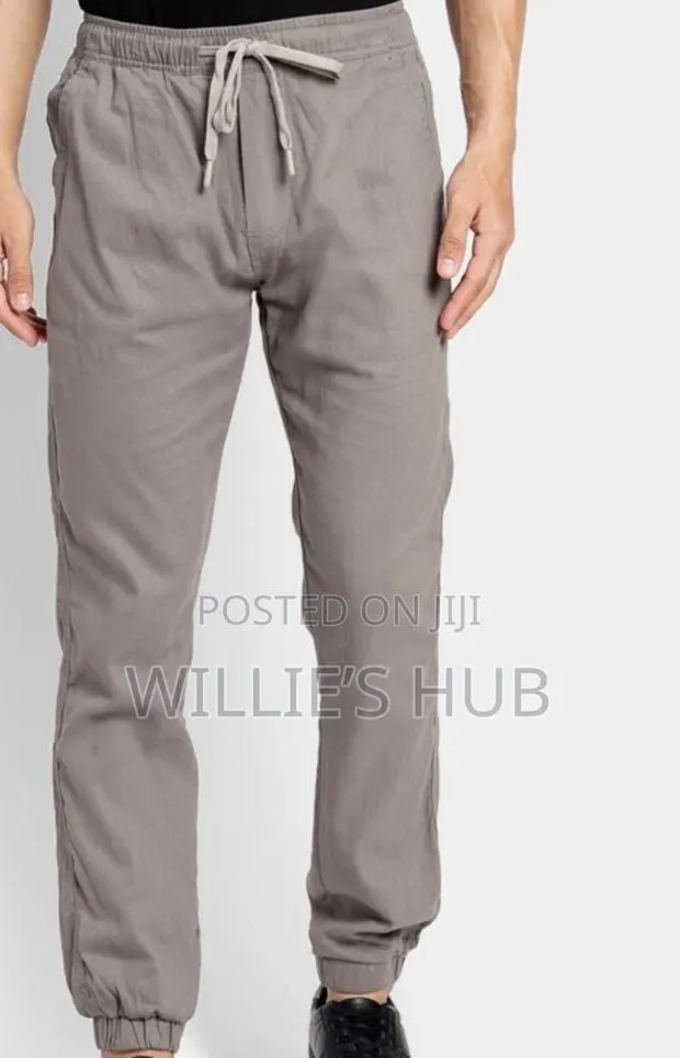 Khaki Cargo Pants · Photo 1