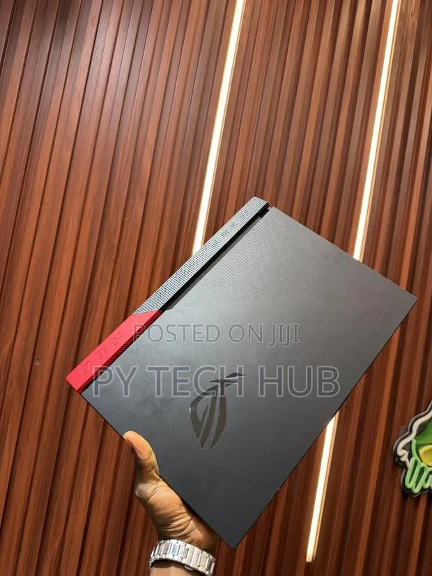 Laptop Asus ROG Strix G15 16GB AMD Ryzen 9 SSD 512GB · Photo 1