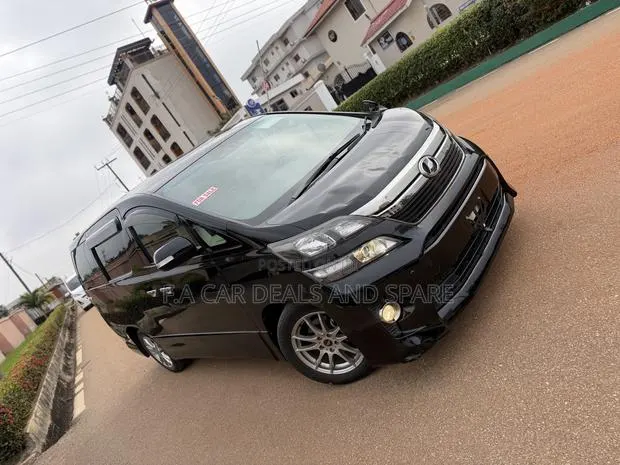 Toyota Vellfire V 2.4 4WD 7-Seater 2014 Black · Photo 1