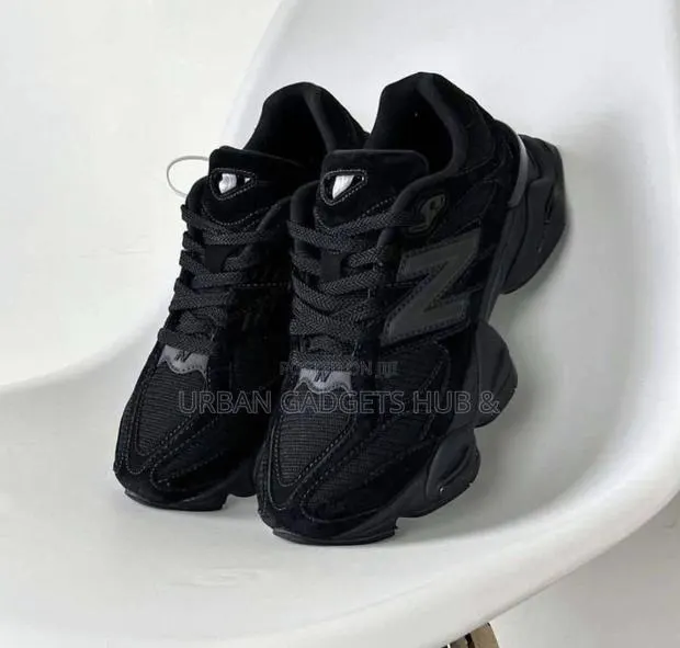 New Balance 9060, "Triple Black" · Photo 1