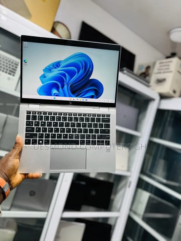 Laptop HP EliteBook X360 1030 G3 8GB Intel Core i5 SSD 256GB · Photo 1