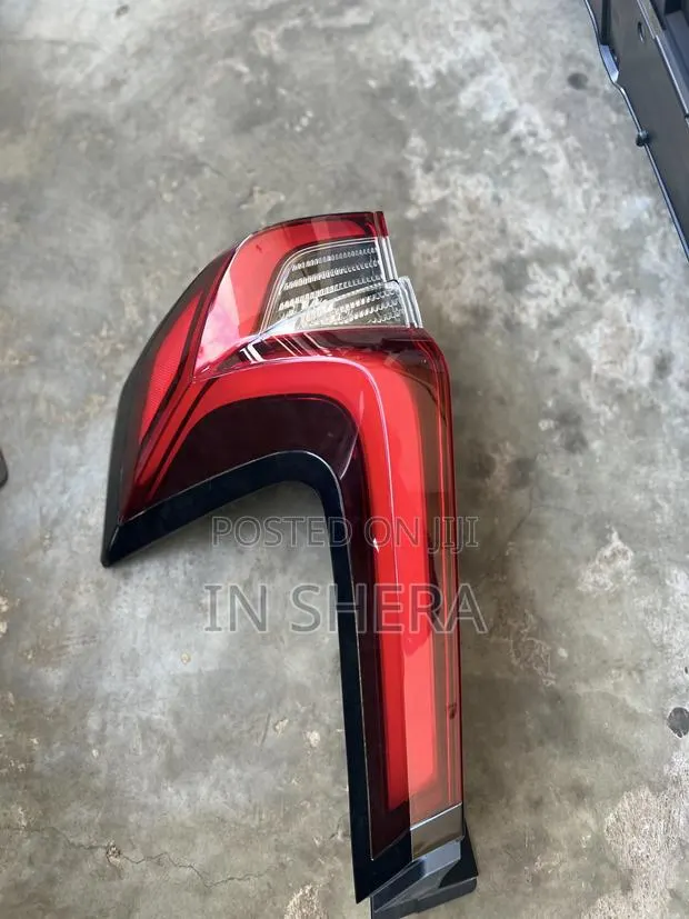 Honda CRV 2023,2024,2025 Taillight for Sale ? · Photo 1