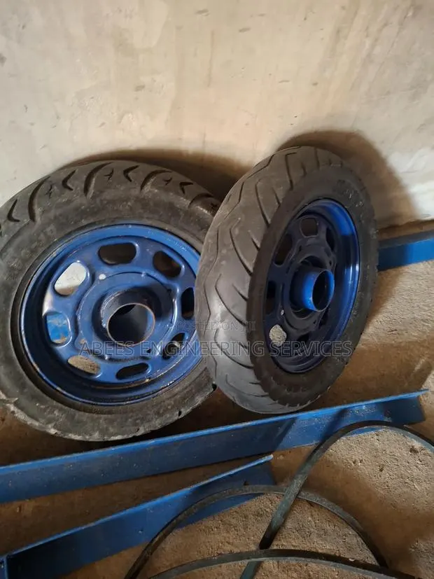 Trolley Tyre · Photo 1