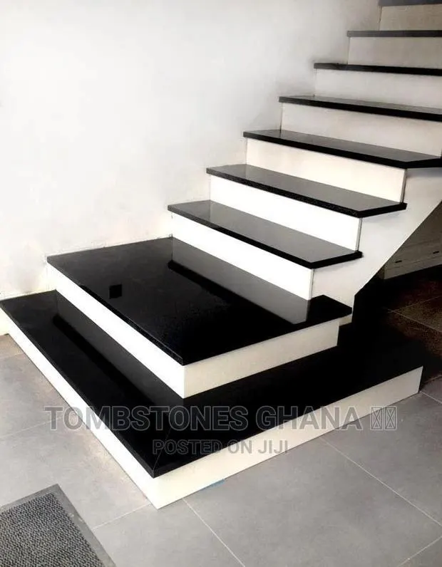 Granite Staircase · Photo 1