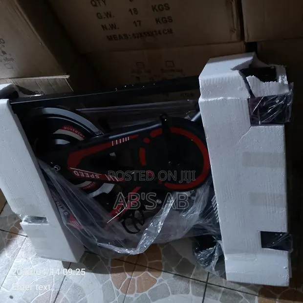 Exercise Bike · Photo 1