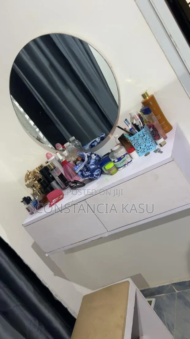 Dresser Set · Photo 1