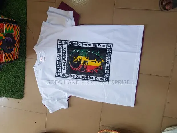 Customised Tshirt · Photo 1