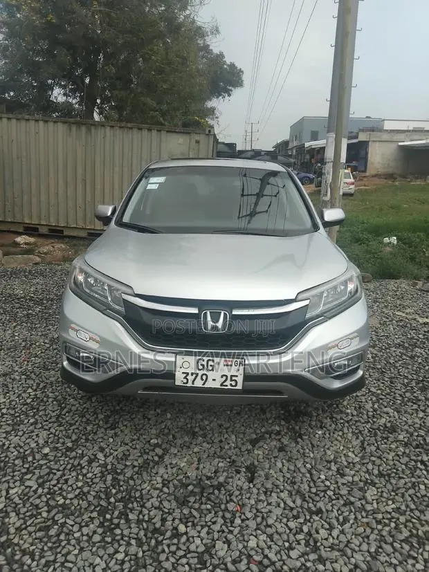 Honda CR-V 2016 Silver · Photo 1