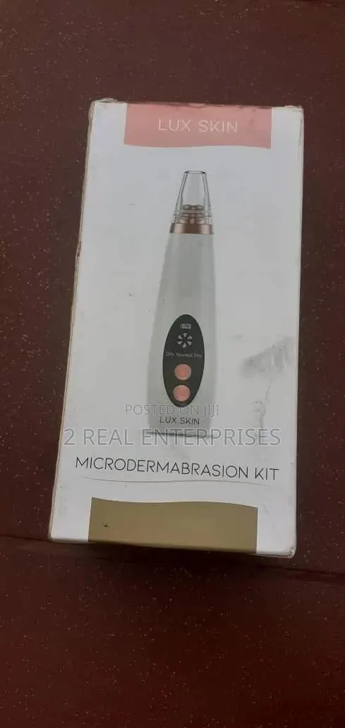Microdermabrasion Kit Rechargeable Blackhead Remover Suction Tool · Photo 1