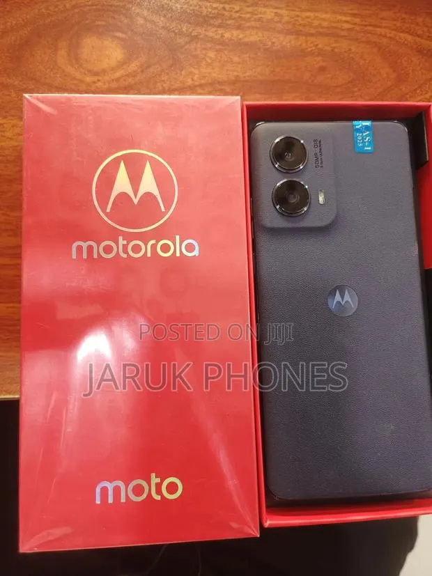New Motorola Edge (2024) 256 GB Black · Photo 1