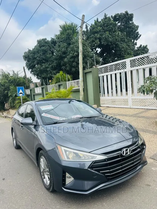 Hyundai Elantra SE 2020 Gray · Photo 1
