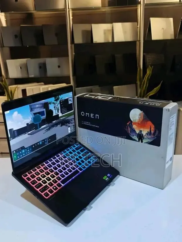 New Laptop HP Omen Transcend 14-fb0023dx 32GB Intel Core Ultra 9 SSD 1T · Photo 1