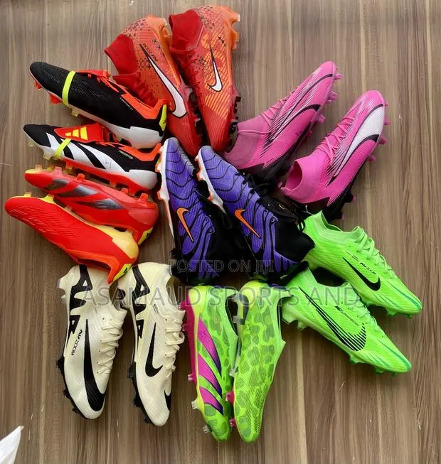 Original Football Boot at Cool Price · Photo 1