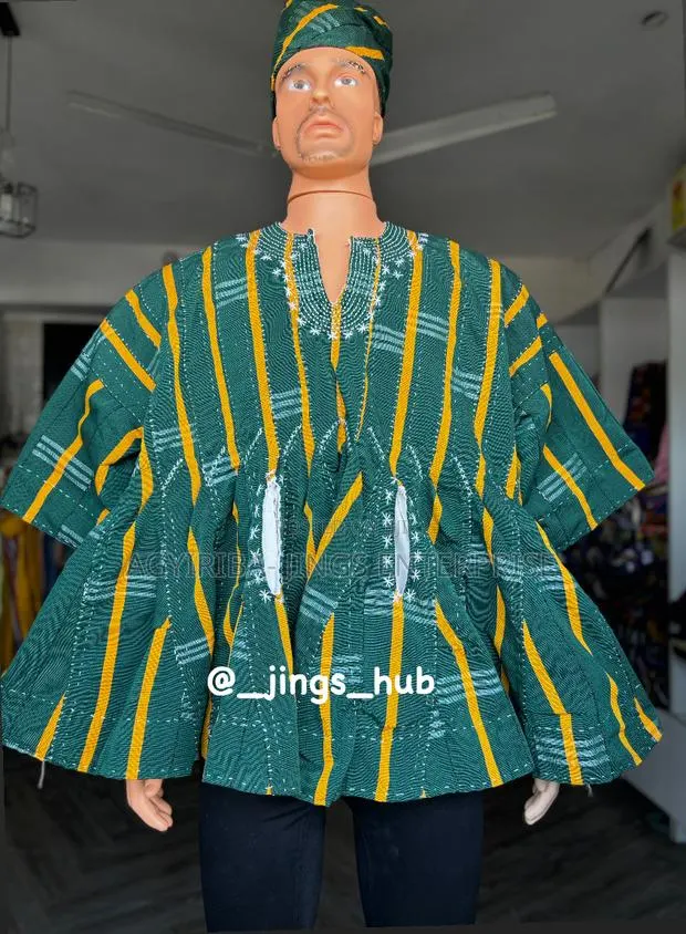 Green and Yellow Smock · Photo 1