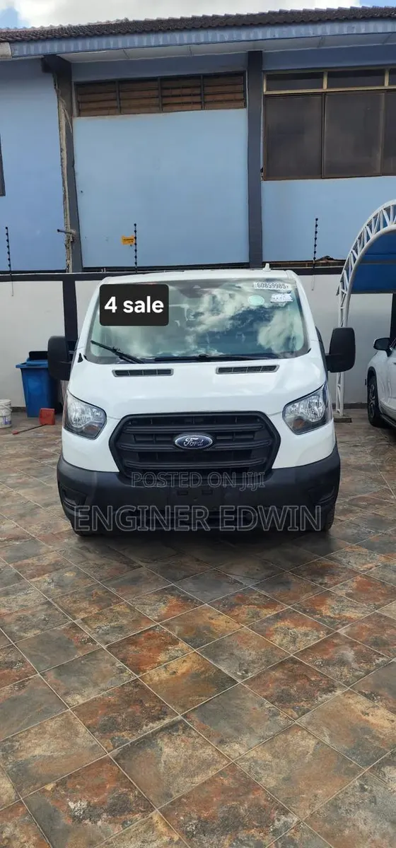 Ford Transit 2020 Grey · Photo 1