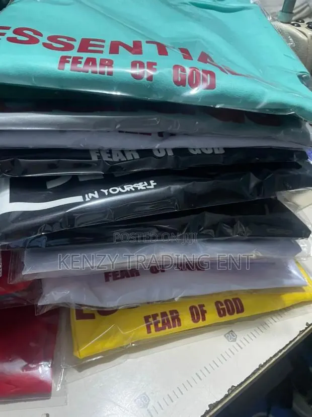 100 Pieces T-Shirt Bale · Photo 1