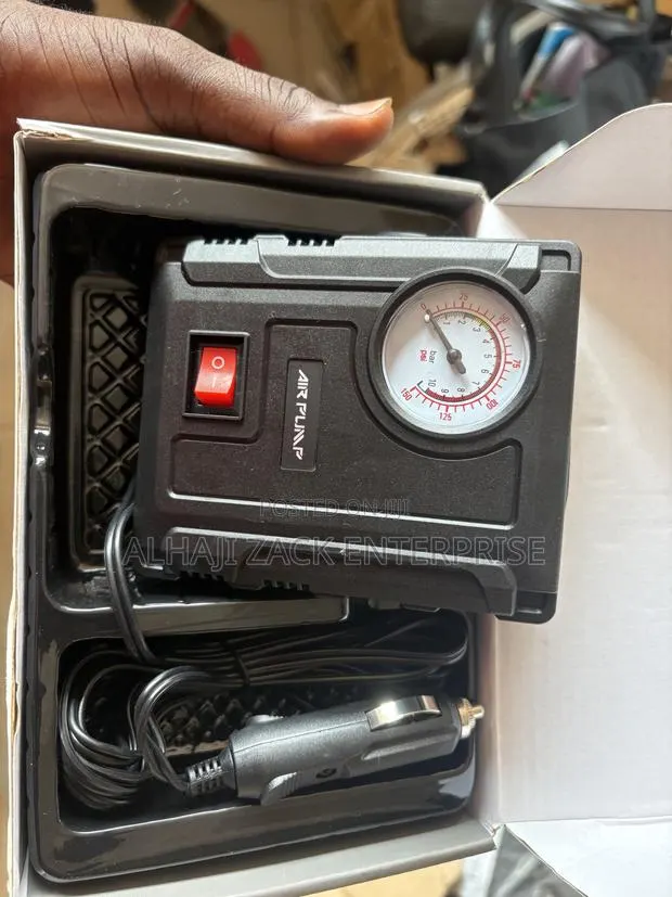 Portable Car Tyre Pump · Photo 1