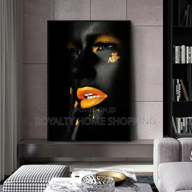Picture Frames / Wall Arts · Photo 1