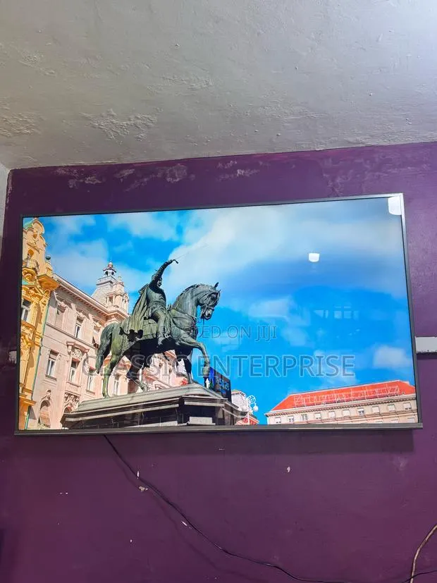 TCL Qled 65 Inches Uhd Graphics With Clearest Pic and Gaming Mode · Photo 1