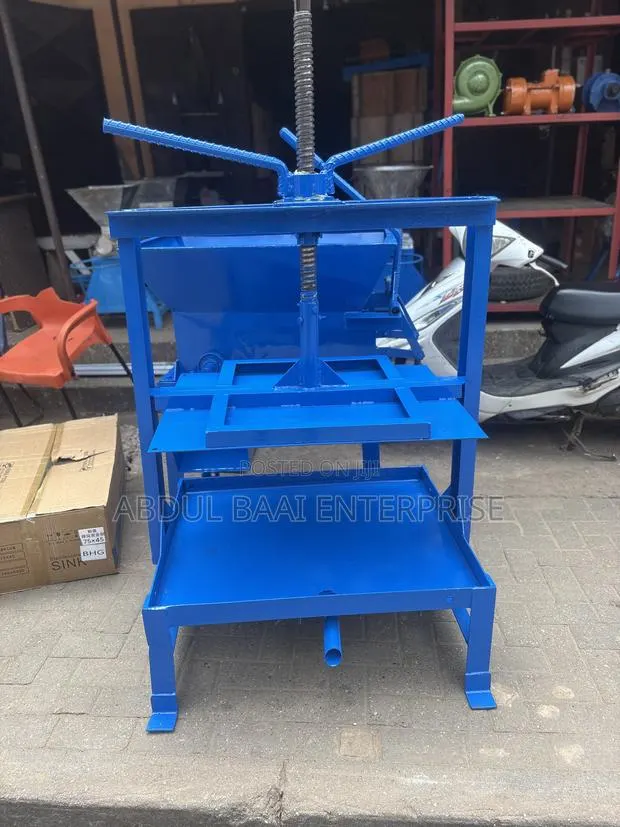 Cassava Dough Squeezer Machine · Photo 1