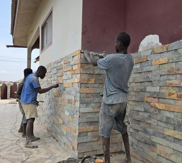 Stone Seler · Photo 1