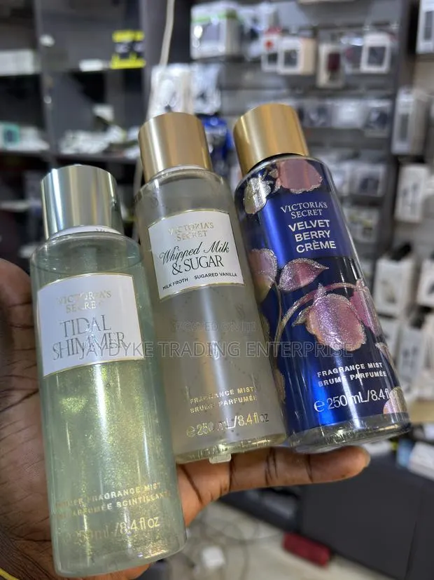 Victoria’S Secret Body Mist (Splash) · Photo 1