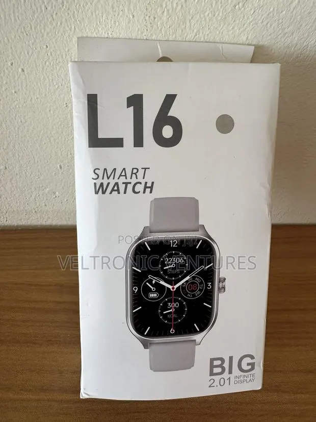 L16 Smart Watch · Photo 1
