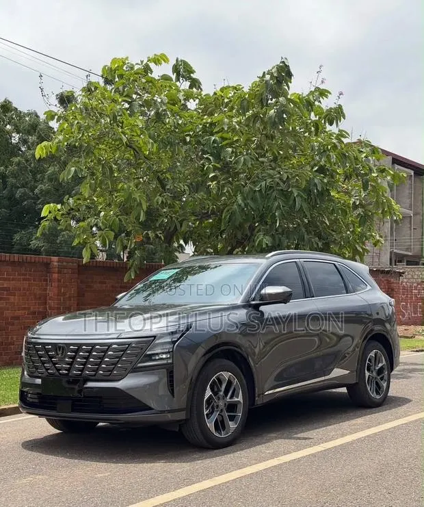 Changan CS75 2024 Gray · Photo 1