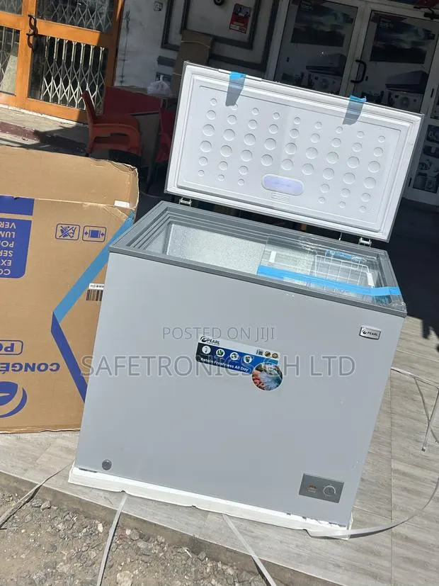 Newest Update Pearl PCF-2530 200-Liter Single-Door Chest Freezer · Photo 1